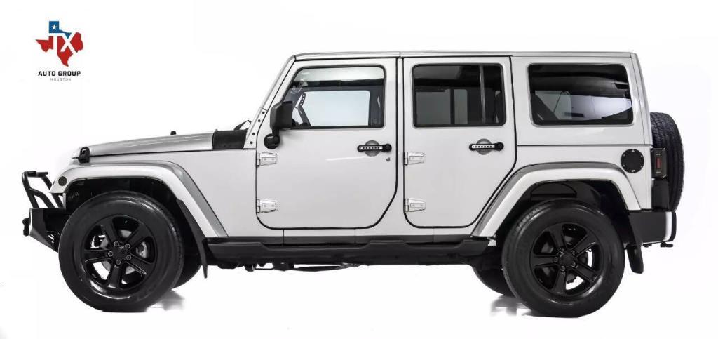 used 2012 Jeep Wrangler Unlimited car, priced at $16,099