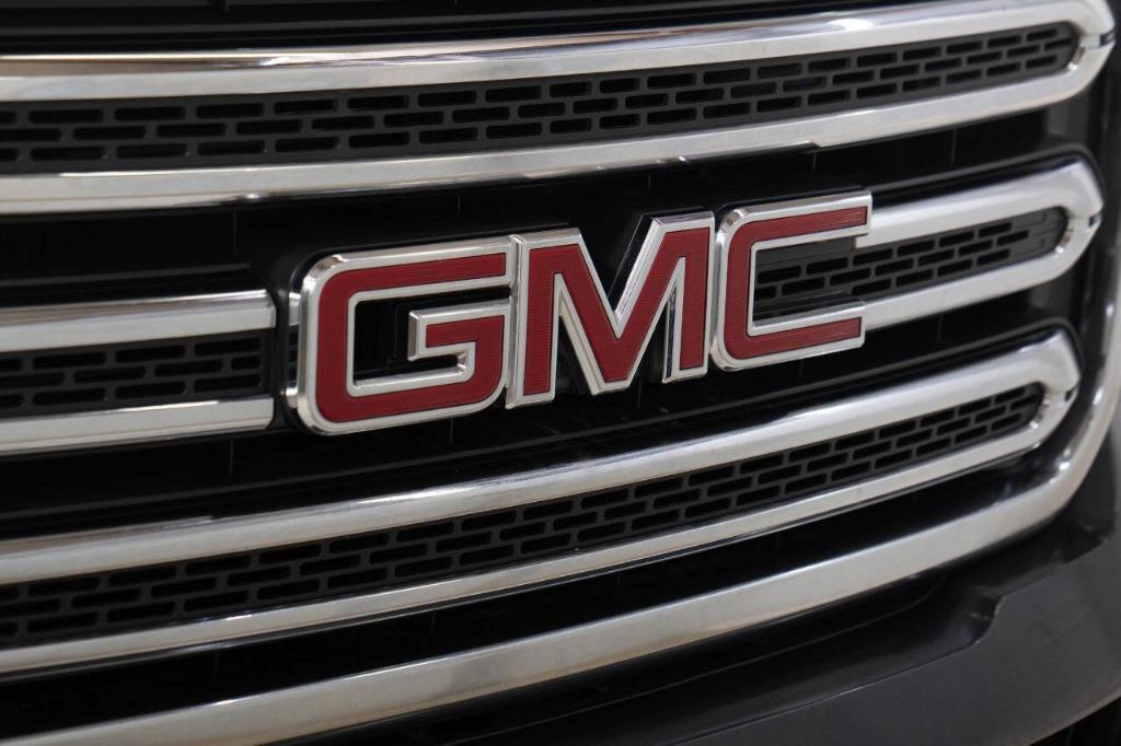 used 2017 GMC Canyon car, priced at $20,999