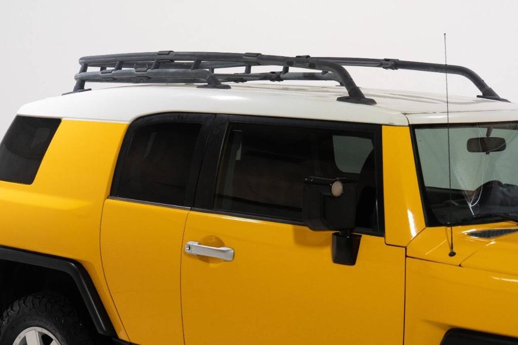 used 2007 Toyota FJ Cruiser car, priced at $19,795