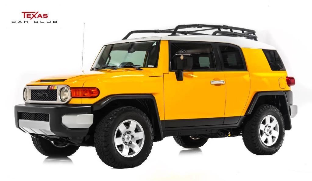 used 2007 Toyota FJ Cruiser car, priced at $19,795