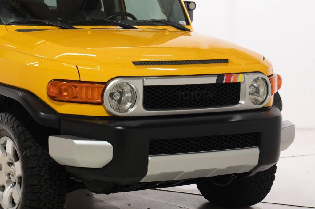 used 2007 Toyota FJ Cruiser car, priced at $19,795