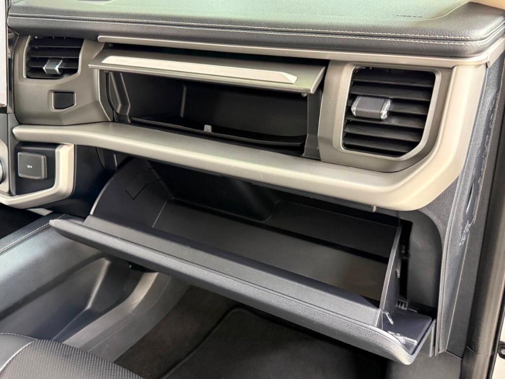 used 2022 Ford Expedition car, priced at $38,195