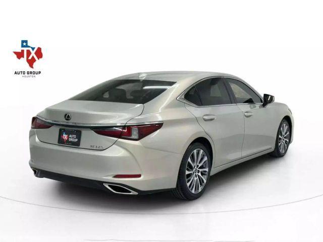 used 2020 Lexus ES 350 car, priced at $27,333