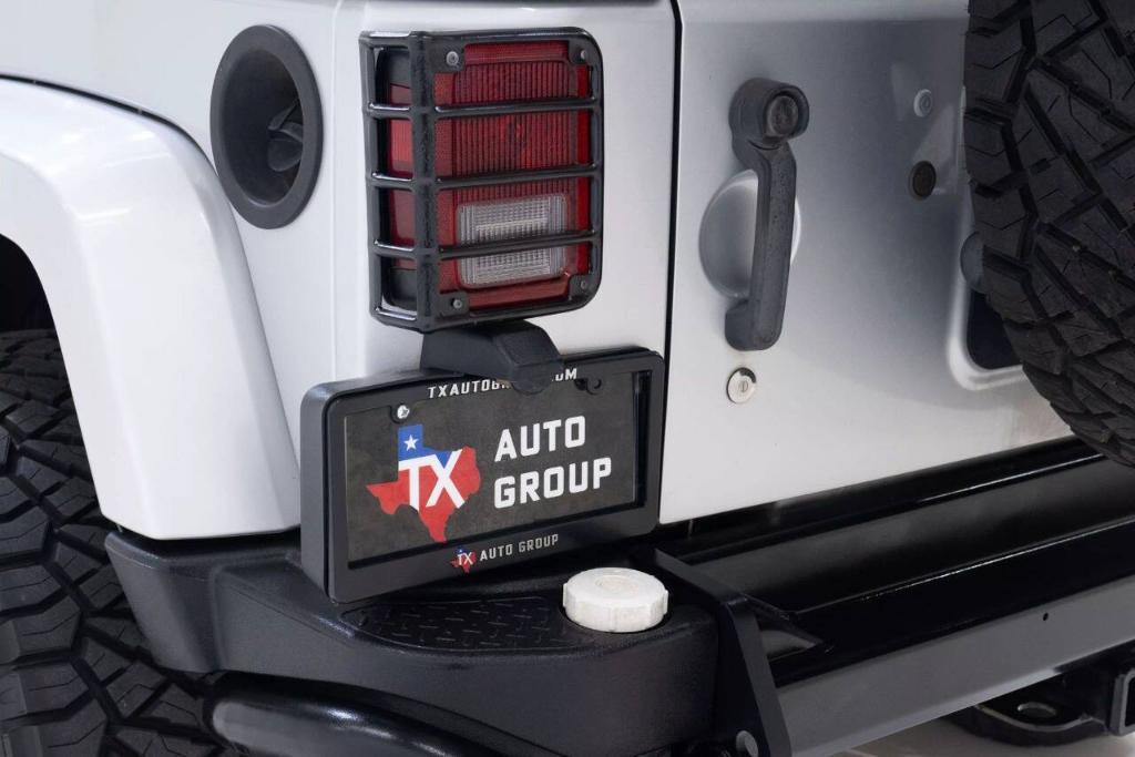 used 2012 Jeep Wrangler Unlimited car, priced at $19,995