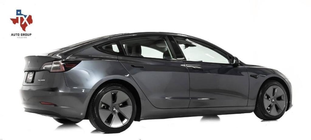 used 2022 Tesla Model 3 car, priced at $28,995