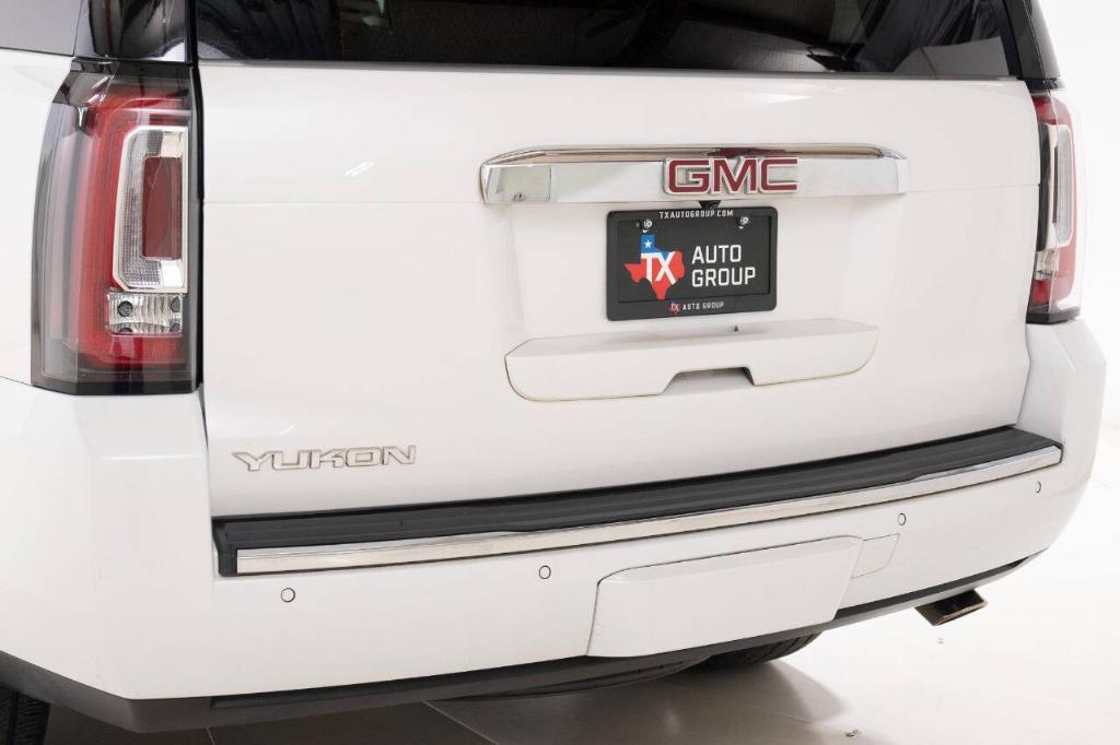 used 2017 GMC Yukon car, priced at $26,599