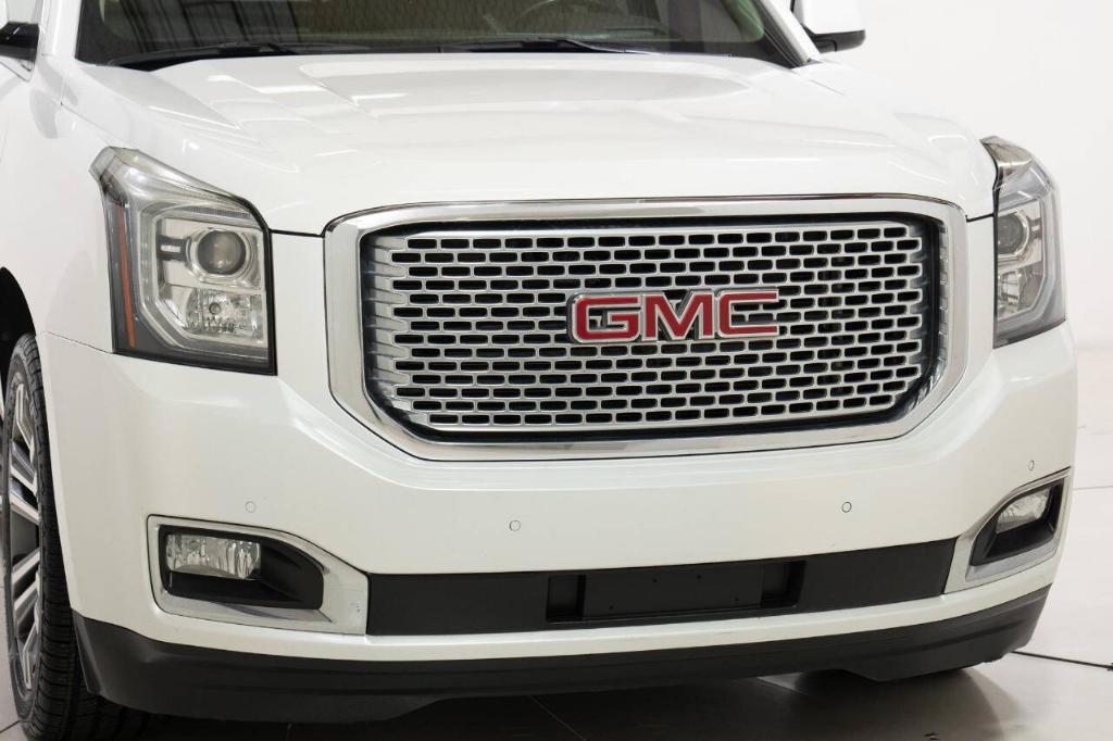 used 2017 GMC Yukon car, priced at $26,599