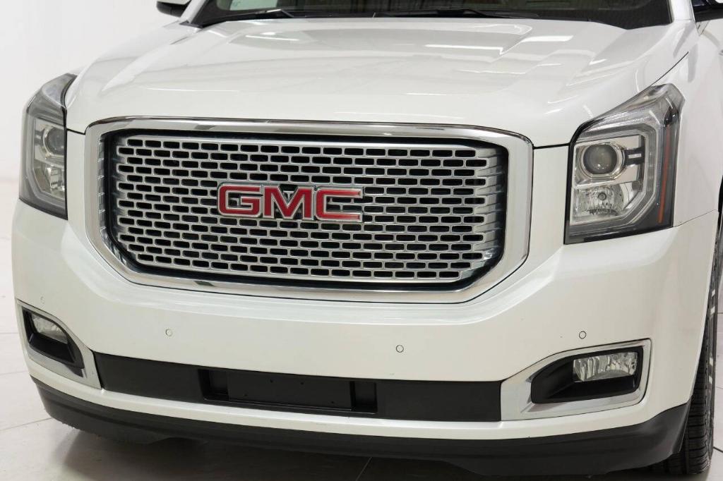 used 2017 GMC Yukon car, priced at $26,599