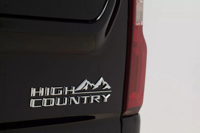 used 2022 Chevrolet Silverado 2500 car, priced at $58,995