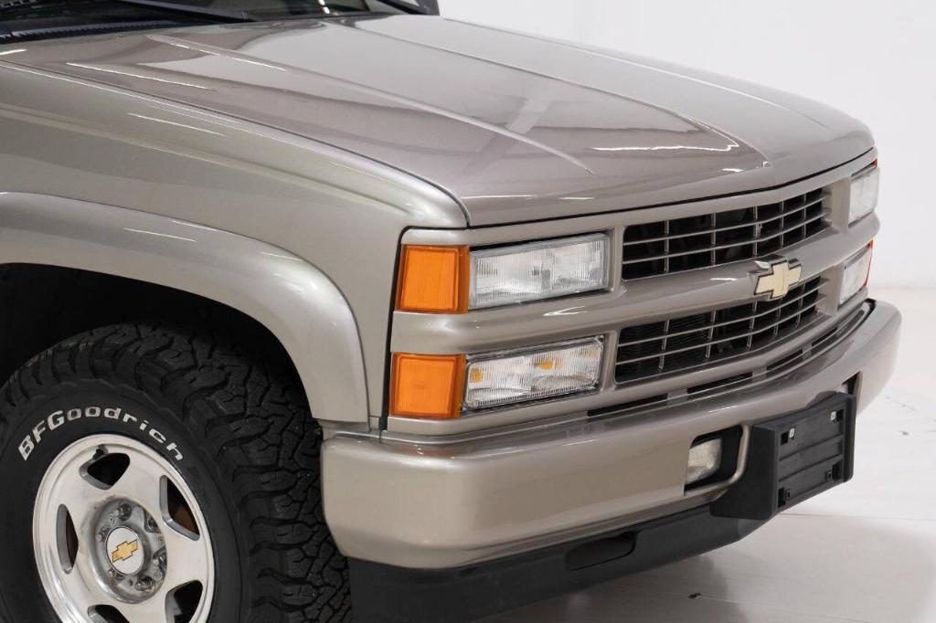 used 2000 Chevrolet Tahoe car, priced at $21,800