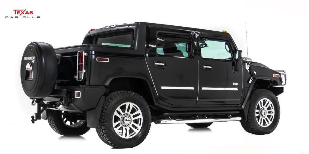 used 2005 Hummer H2 car, priced at $29,895