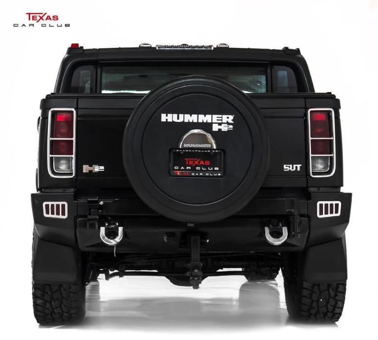 used 2005 Hummer H2 car, priced at $29,895