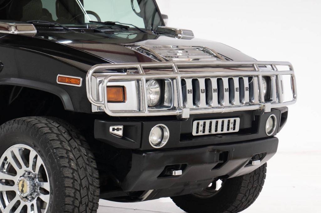 used 2005 Hummer H2 car, priced at $29,895