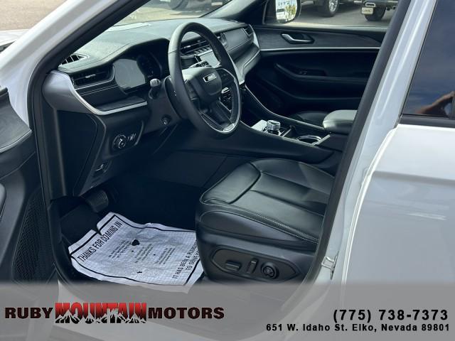 used 2024 Jeep Grand Cherokee L car, priced at $31,995