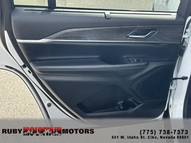 used 2024 Jeep Grand Cherokee L car, priced at $31,995