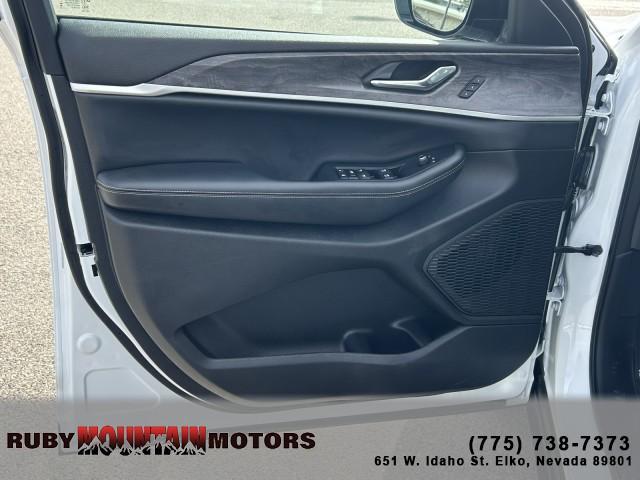 used 2024 Jeep Grand Cherokee L car, priced at $31,995