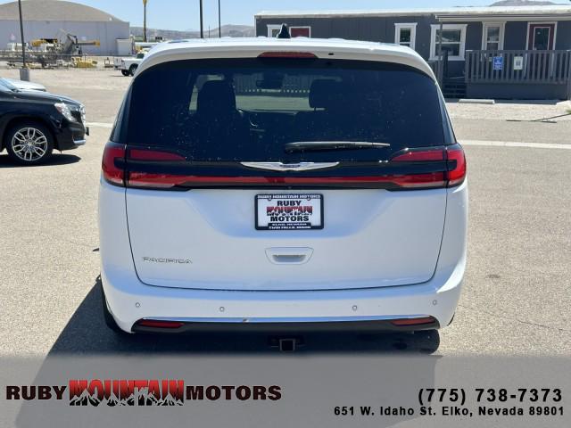 used 2023 Chrysler Pacifica car, priced at $30,995
