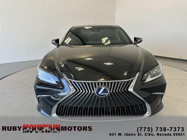 used 2021 Lexus ES 300h car, priced at $31,995