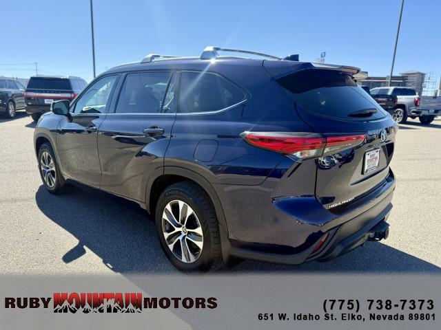 used 2022 Toyota Highlander car, priced at $34,995