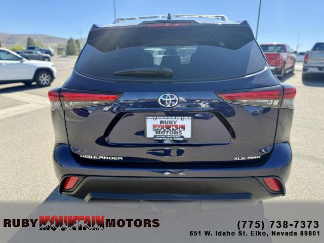 used 2022 Toyota Highlander car, priced at $34,995