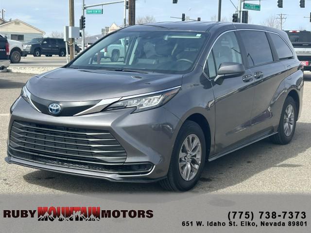 used 2023 Toyota Sienna car, priced at $47,995