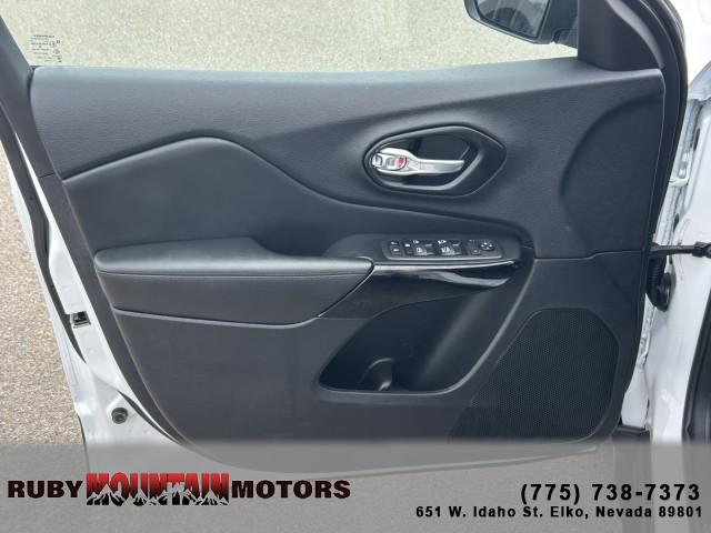 used 2021 Jeep Cherokee car, priced at $21,995