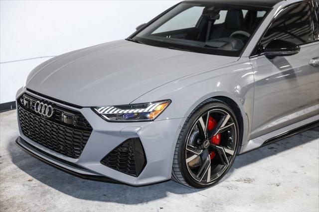 used 2023 Audi RS 6 Avant car, priced at $112,938