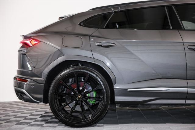 used 2022 Lamborghini Urus car, priced at $219,900