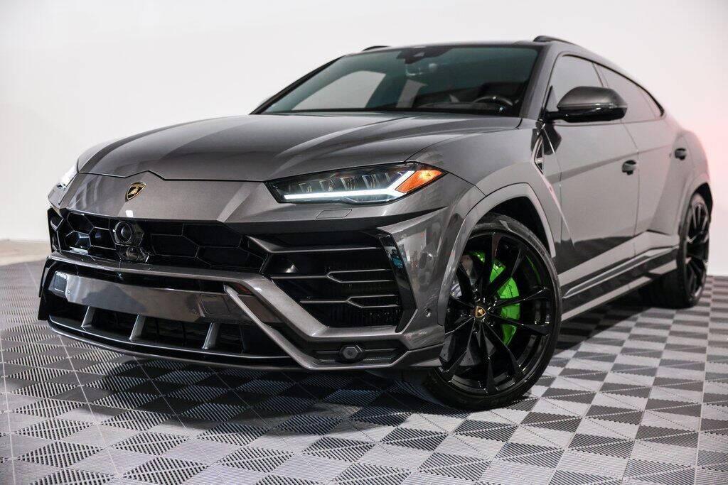 used 2022 Lamborghini Urus car, priced at $219,995