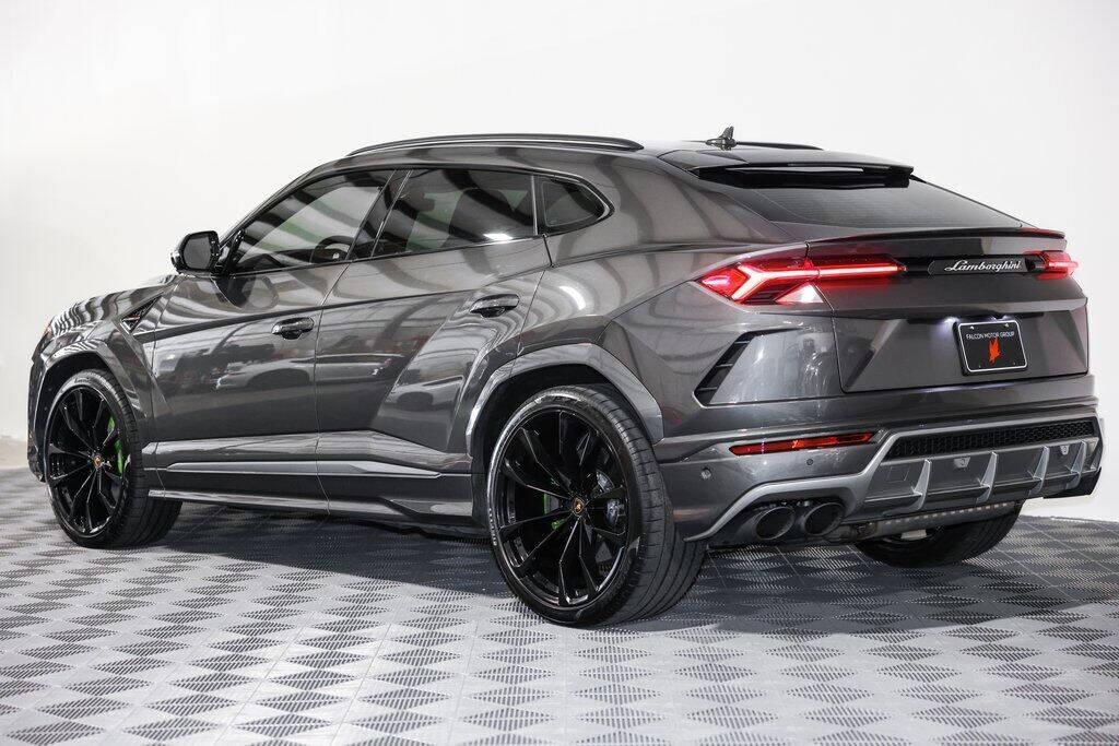 used 2022 Lamborghini Urus car, priced at $219,995