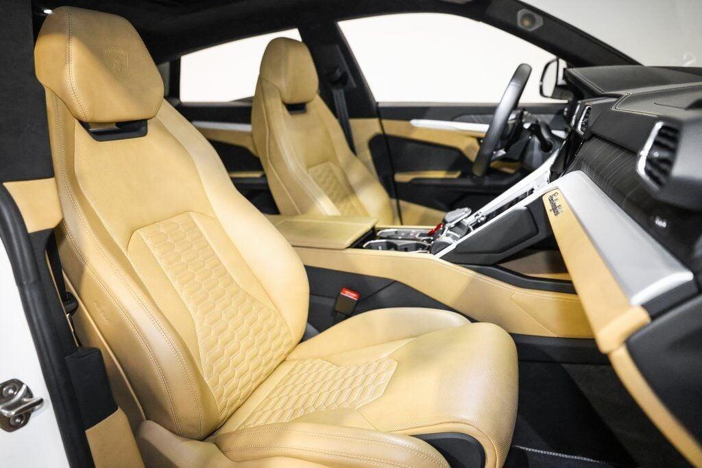 used 2020 Lamborghini Urus car, priced at $213,995