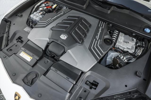 used 2020 Lamborghini Urus car, priced at $182,995