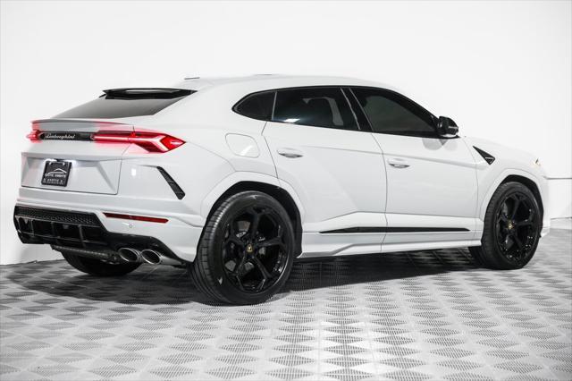 used 2020 Lamborghini Urus car, priced at $194,800