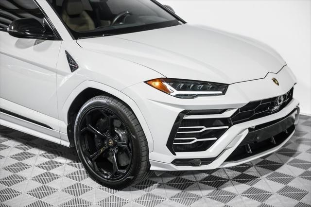 used 2020 Lamborghini Urus car, priced at $194,800