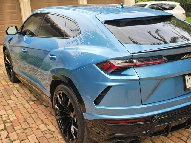 used 2022 Lamborghini Urus car, priced at $231,990