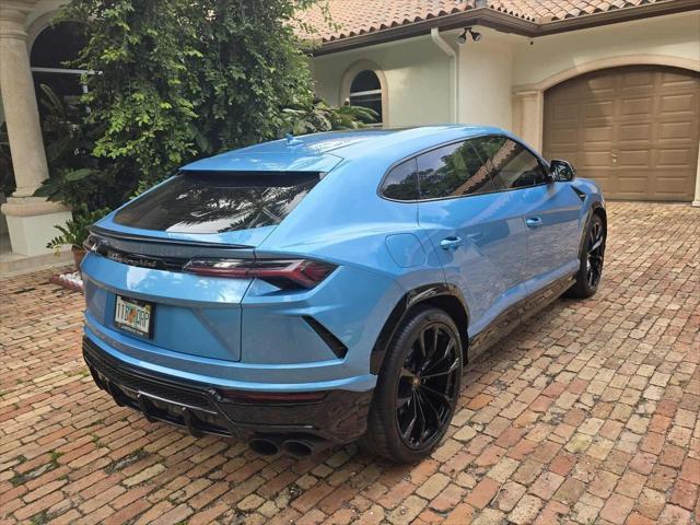 used 2022 Lamborghini Urus car, priced at $231,990