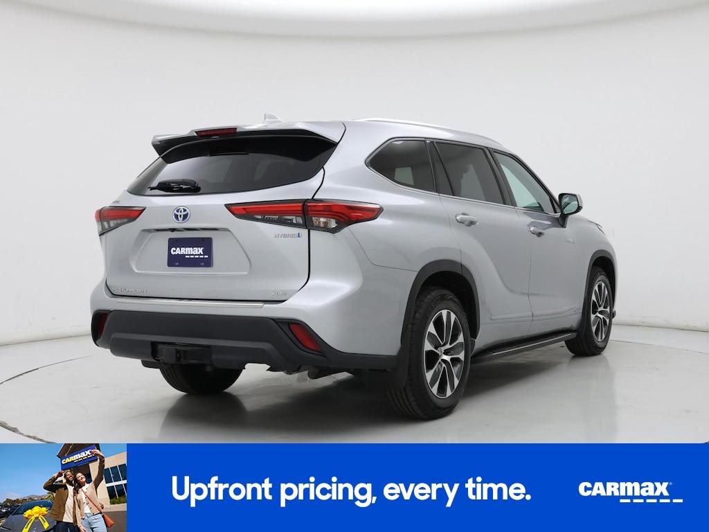 used 2021 Toyota Highlander Hybrid car, priced at $39,998
