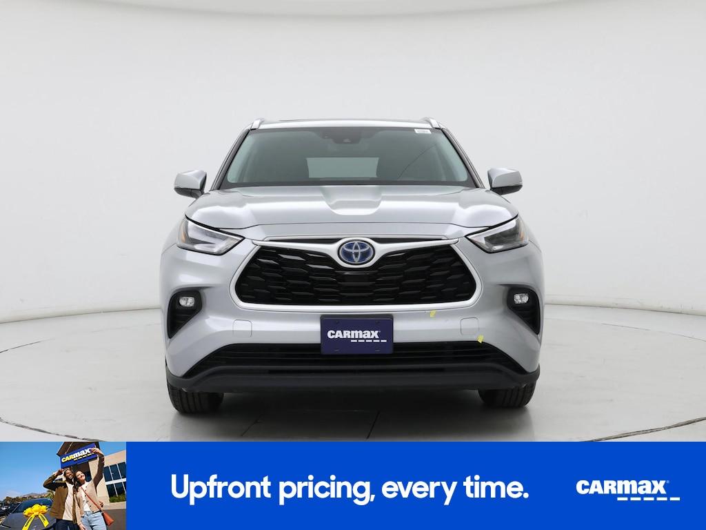used 2021 Toyota Highlander Hybrid car, priced at $39,998