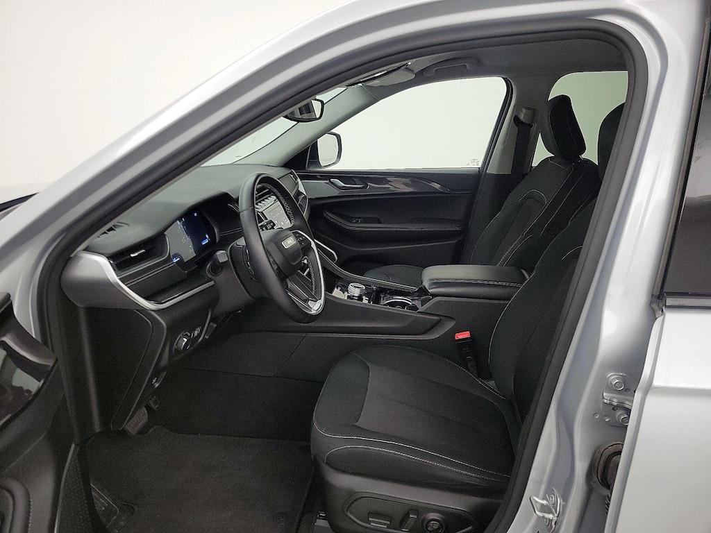 used 2022 Jeep Grand Cherokee car, priced at $27,998