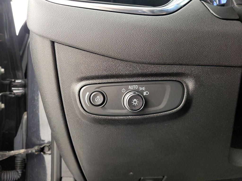 used 2022 Chevrolet Equinox car, priced at $20,998