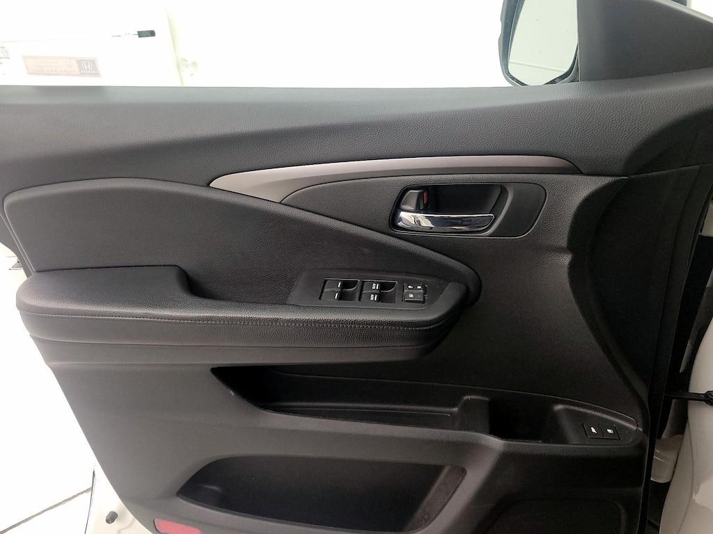 used 2018 Honda Pilot car, priced at $17,998