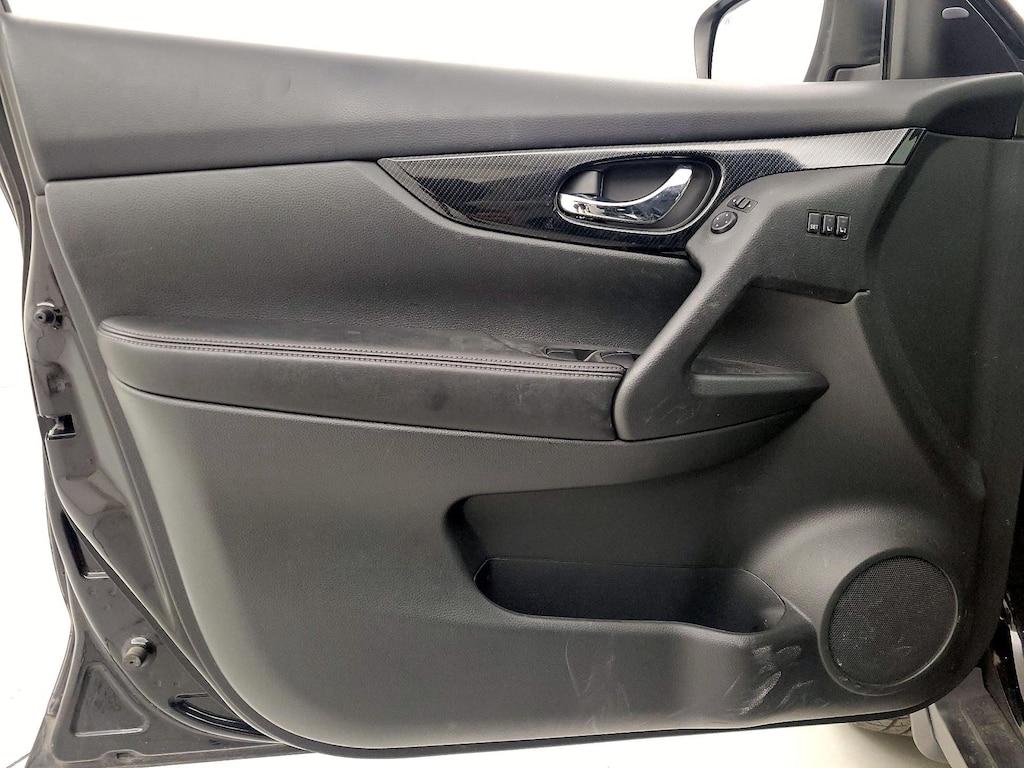 used 2017 Nissan Rogue car, priced at $14,998