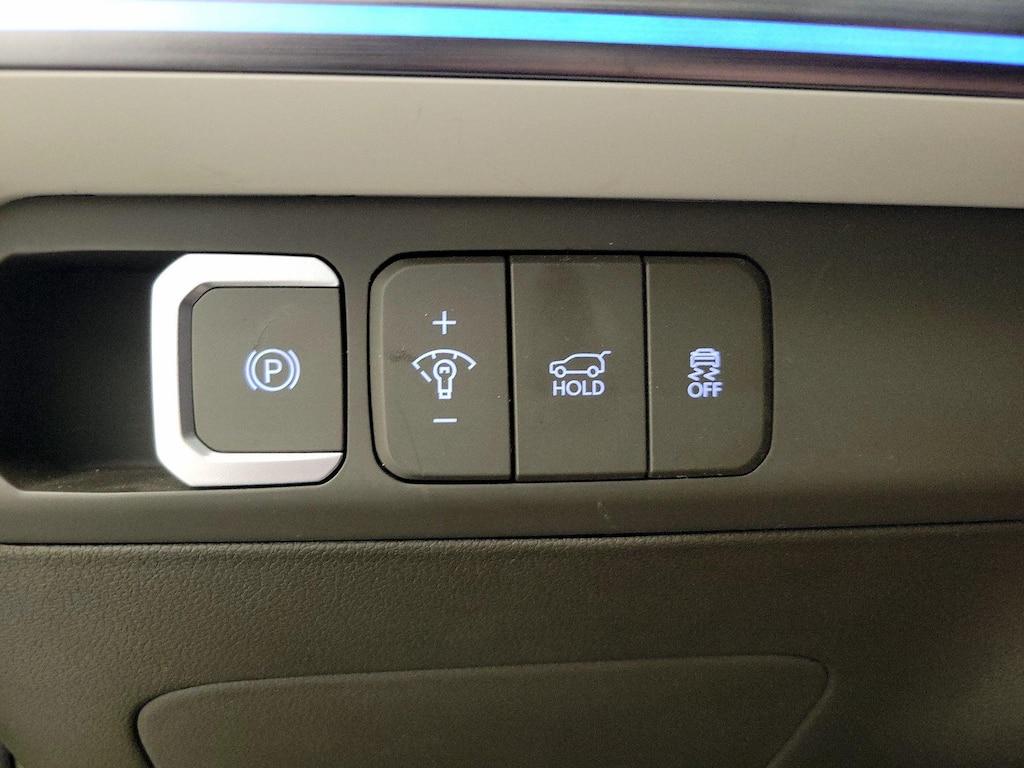 used 2024 Hyundai Santa Fe car, priced at $39,998