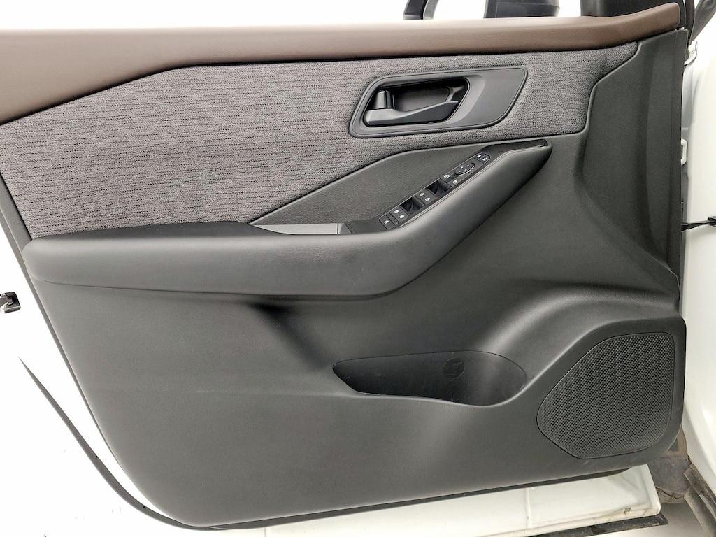 used 2023 Nissan Rogue car, priced at $22,998