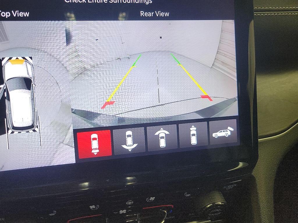 used 2024 Jeep Grand Cherokee L car, priced at $35,998