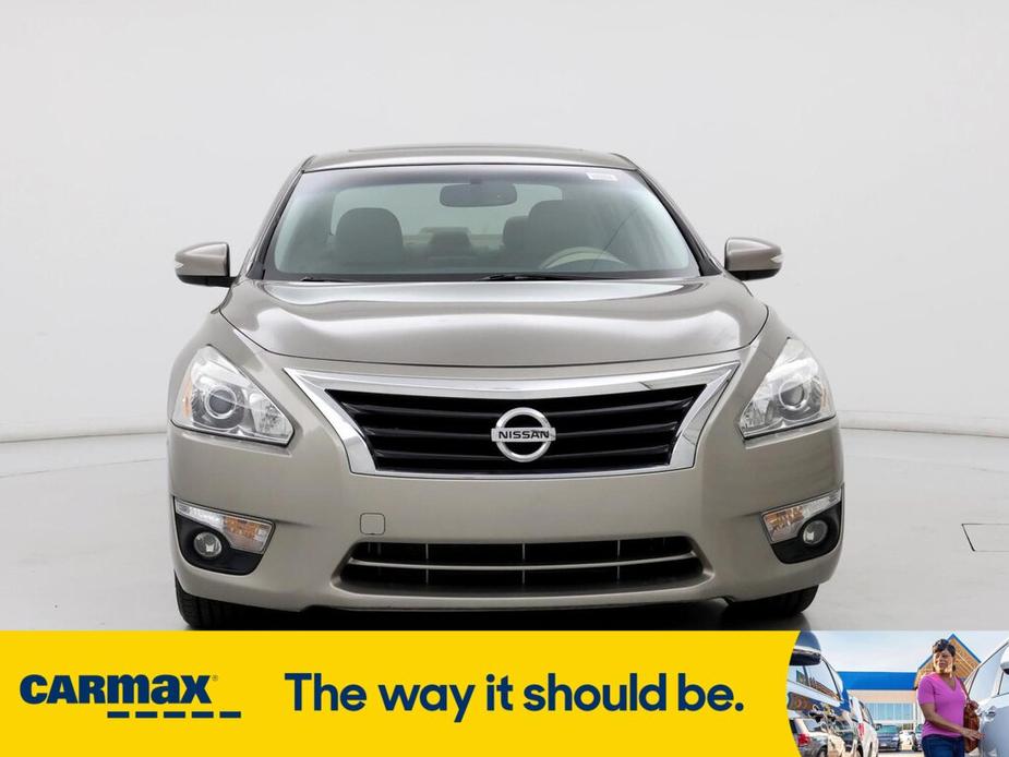 used 2014 Nissan Altima car, priced at $14,998