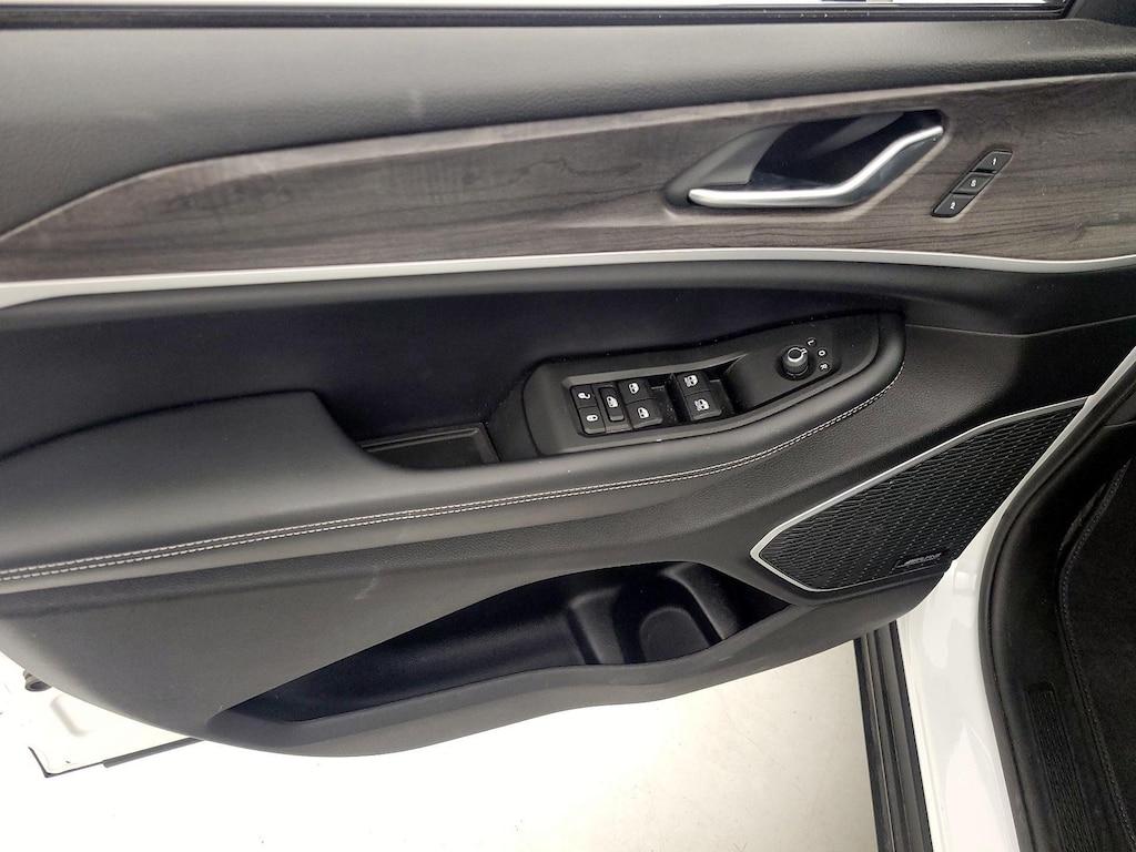 used 2021 Jeep Grand Cherokee L car, priced at $31,998