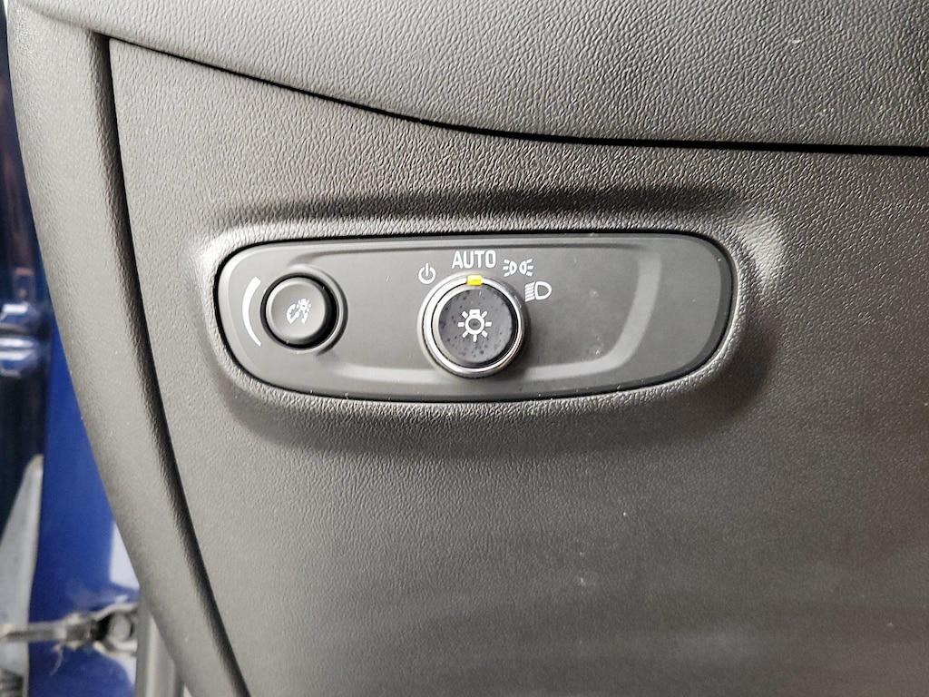 used 2022 Chevrolet Equinox car, priced at $20,998