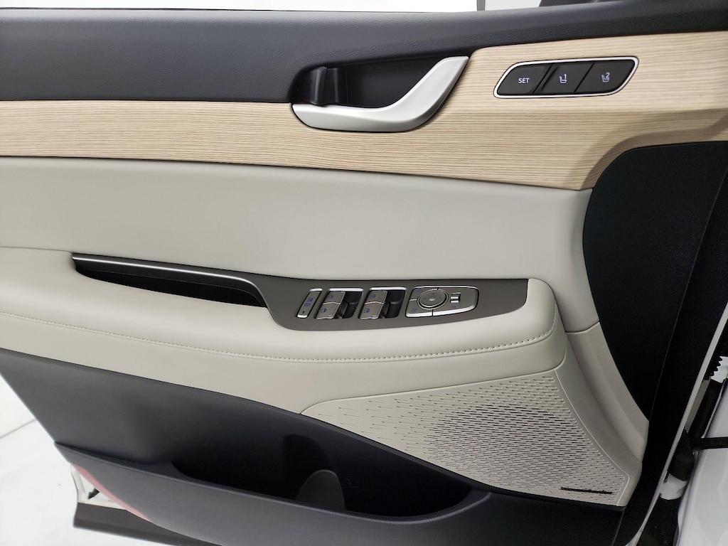 used 2024 Hyundai Palisade car, priced at $43,998