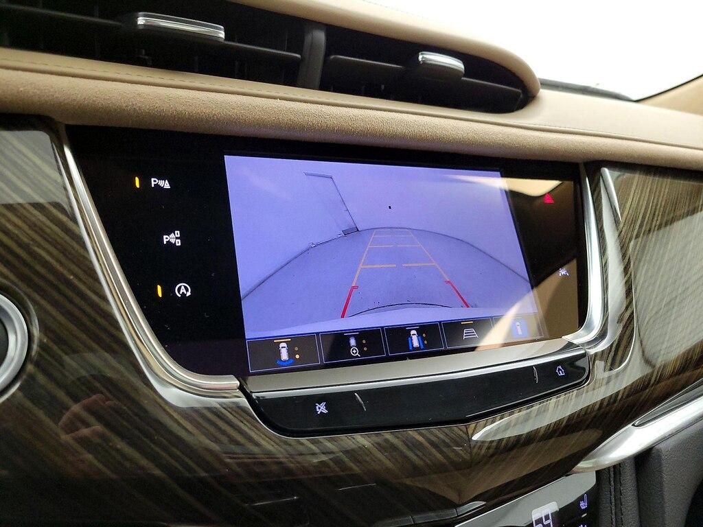 used 2022 Cadillac XT6 car, priced at $44,998